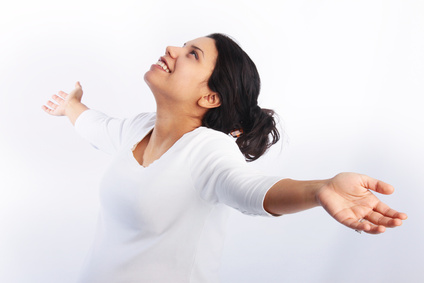 woman worshipping 1
